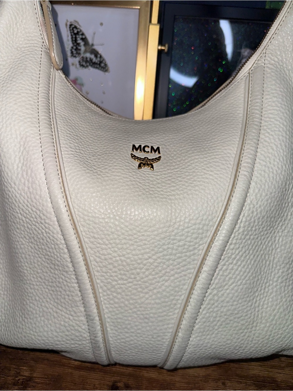 Vintage White Pebbled Leather MCM Hobo Shoulder Bag Gold Hardware - Picture 3 of 16